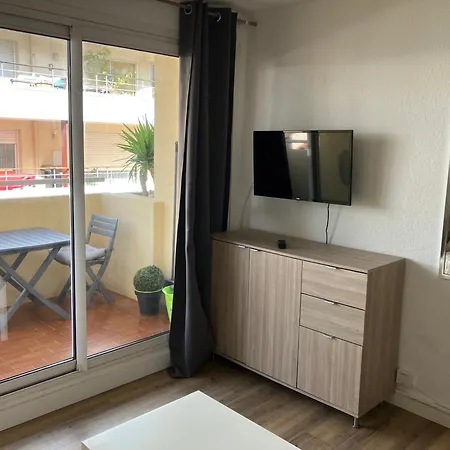 Superbe Studio Au Bord De La Mer A Sete Exterior photo